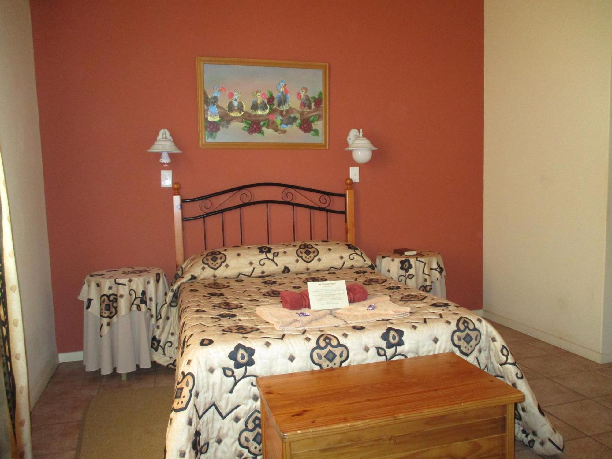 Van Rhyn Guest House Vanrhynsdorp Zewnętrze zdjęcie