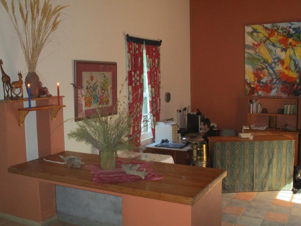 Van Rhyn Guest House Vanrhynsdorp Zewnętrze zdjęcie